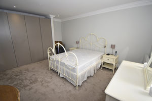 - click for photo gallery